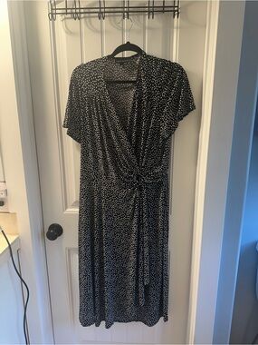 Lane Bryant Black and White Polka Dot Midi Faux Wrap Dress Size 14/16
